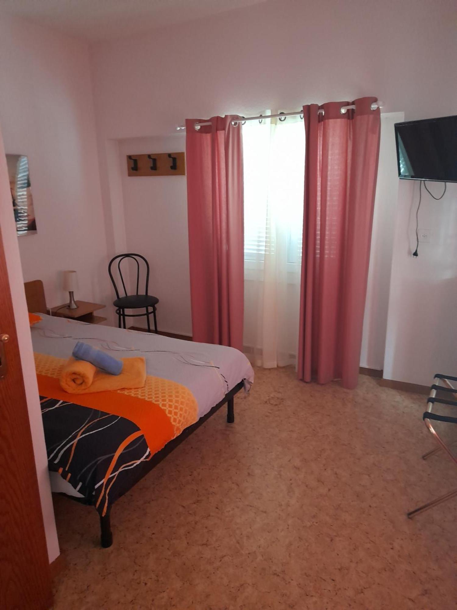 Hotel Garni Elisabetta Gordola Exterior foto